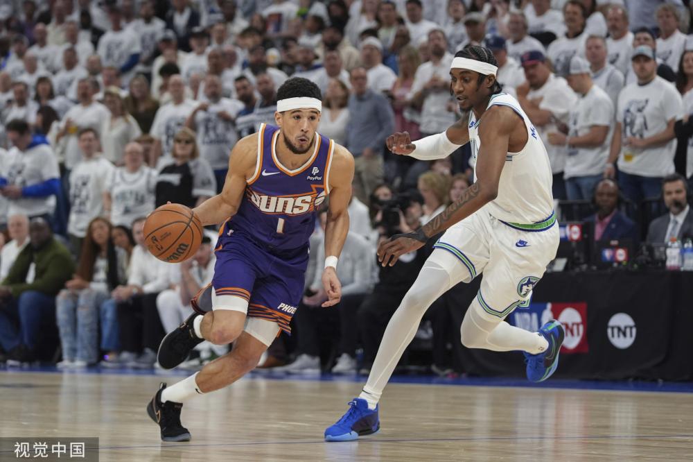 在球队陷入 在球队陷入