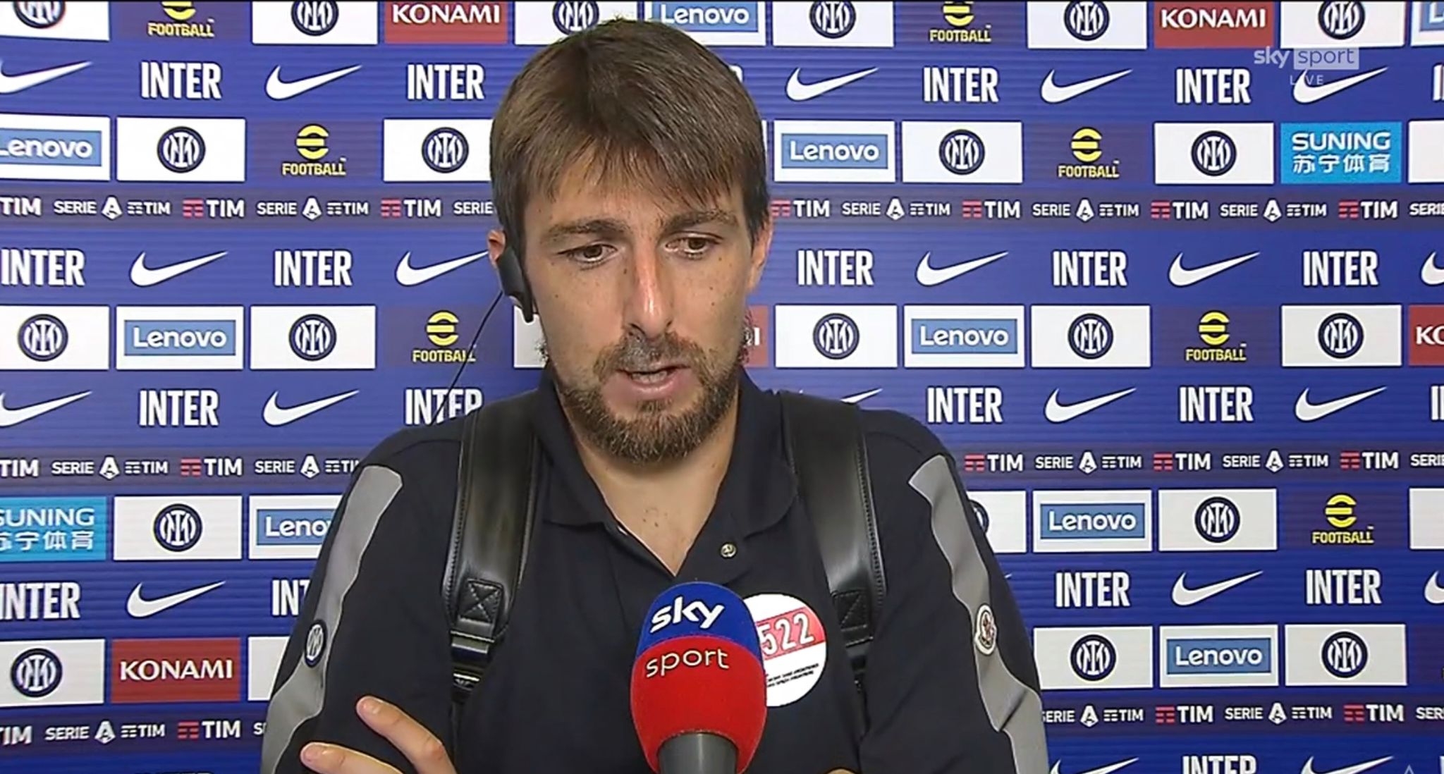 展现出了超 展现出了超